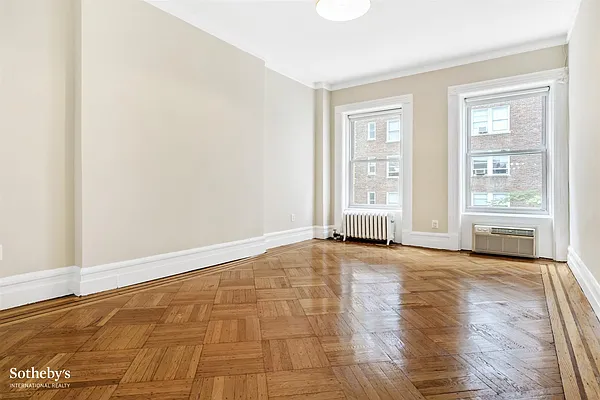 Rented by Sotheby's International Realty | media 38