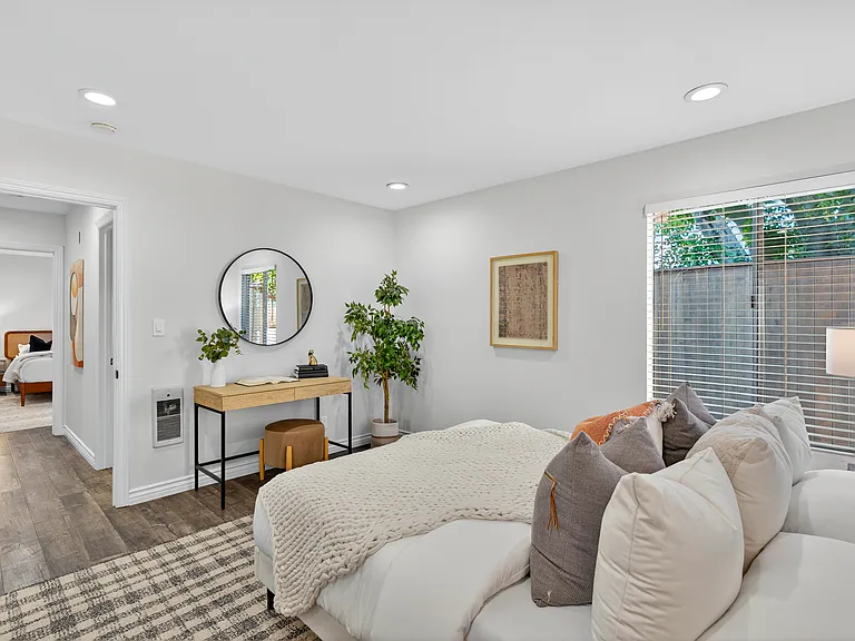 1125 Pico Blvd — Photo 23