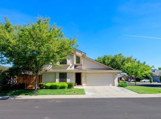 2405 Seaglen Dr, Modesto, CA 95355