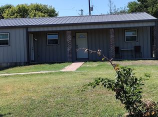130 Hillgard Dr, Fort Worth, TX 76108