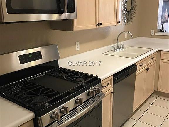 5th image of 8429 Blue Island Ave