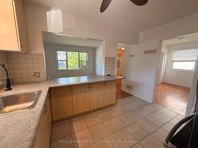 19 Academy Rd #1 — Photo 4