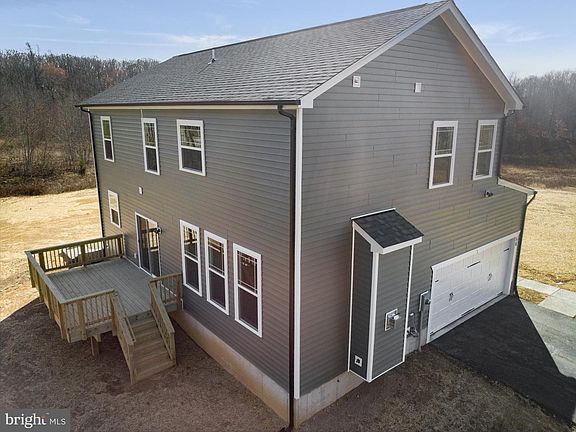 4th image of 64 Ellison Ct