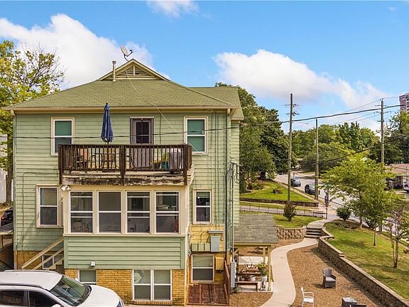 3rd image of 207 N Church Ave