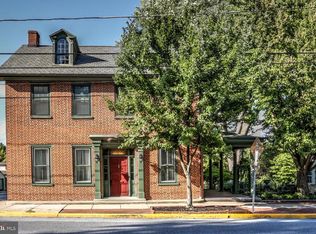 201 E Main St, Lititz, PA 17543