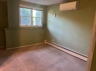 (Undisclosed Address), Stony Brook, NY 11790