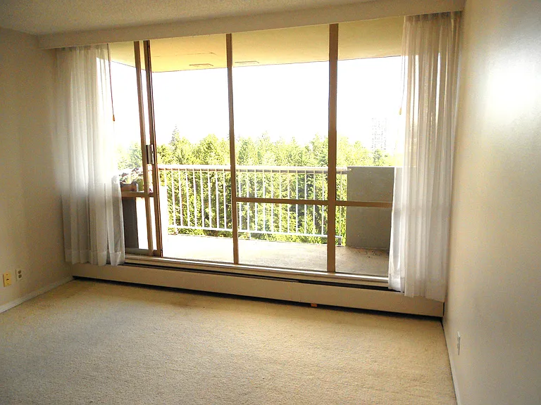 2012 Fullerton Ave #1213 — Photo 10