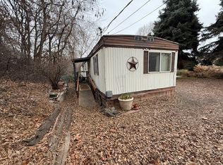 116 E Ahtanum Rd, Yakima, WA 98903