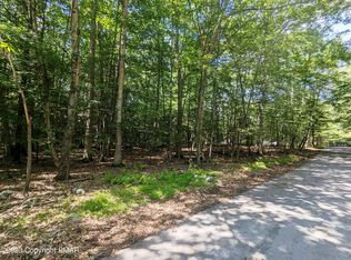 14 Gregg St, Stroudsburg, PA 18360
