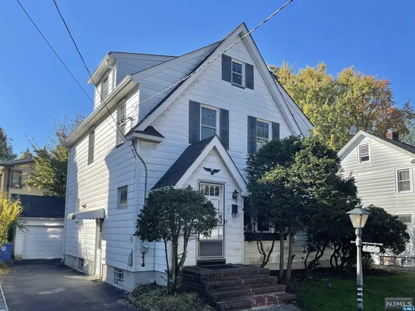 4 Tenafly Ct, Tenafly, NJ 07670
