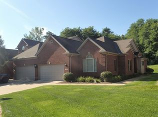 9549 Kingsway Cir #22, Clarkston, MI
