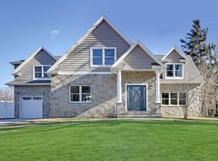 32 Mount Dr, West Long Branch, NJ