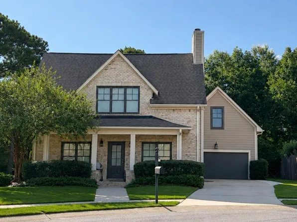 175 King Richards Way, Calera, AL 35040