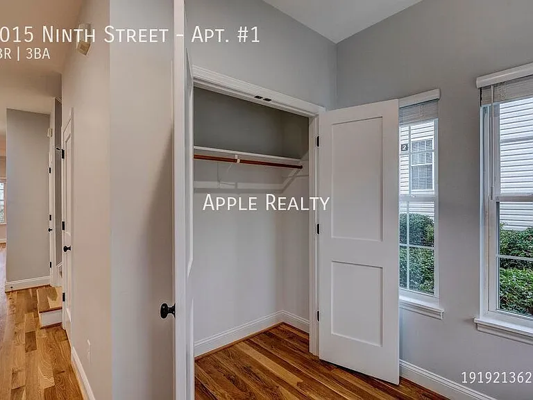 1015 9th St #1 — Photo 17