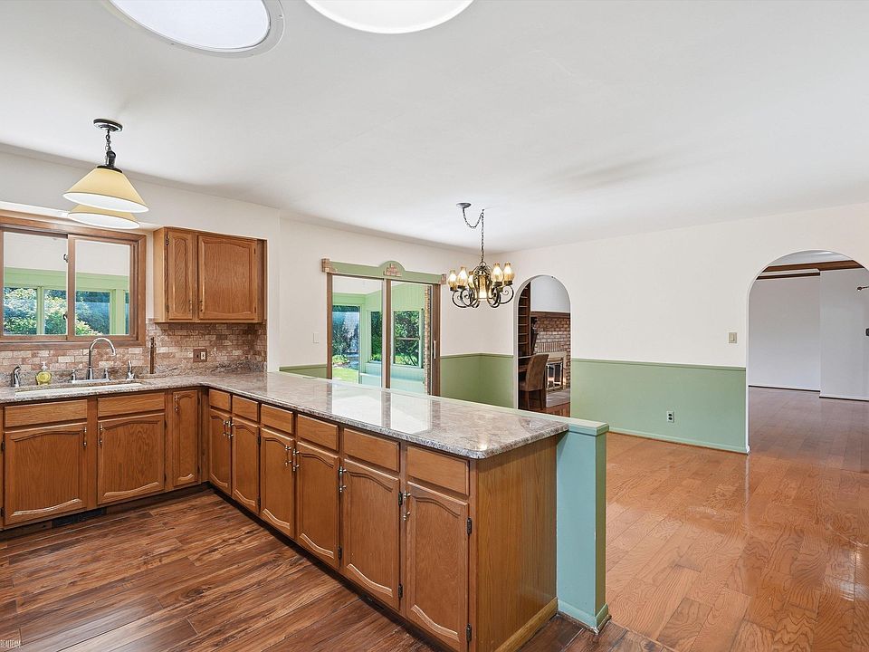 42424 Tessmer Dr, photo 19