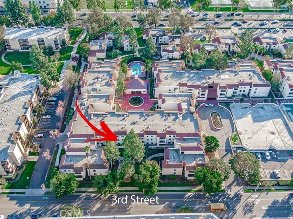 600 W 3rd St APT A212, Santa Ana, CA 92701
