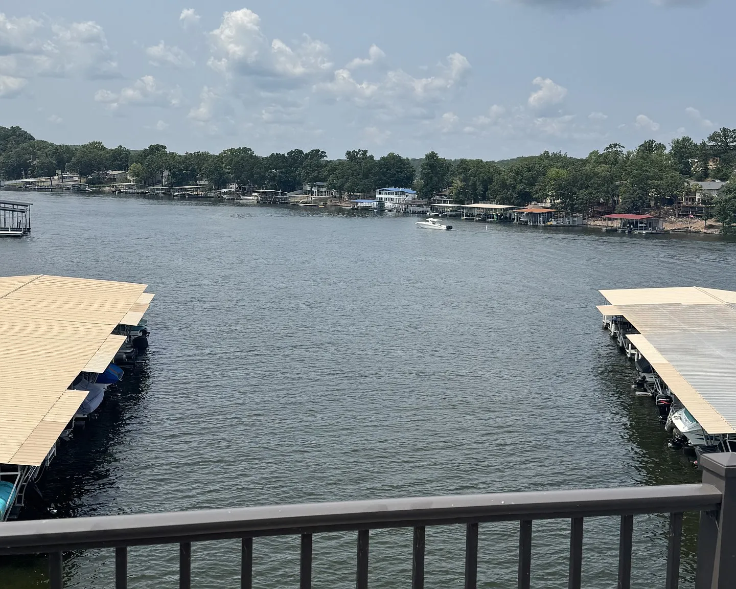 2 bed, 840 sqft, $1,200 — Photo 1