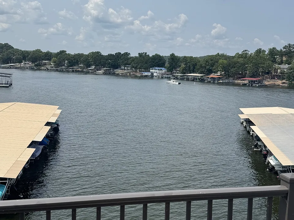 5499 Three Seasons Rd #E16