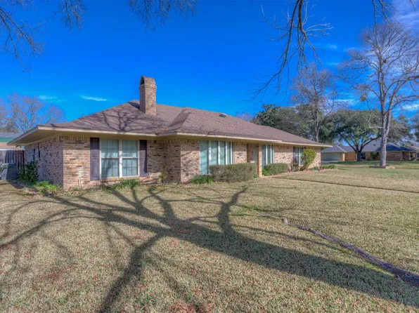 5407 Coach Rd, Bossier City, LA 71111