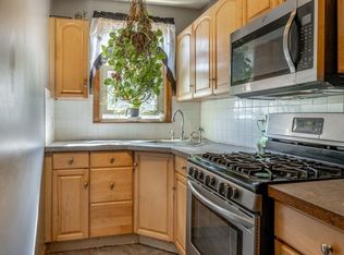 82 Arlington Ave, Revere, MA 02151
