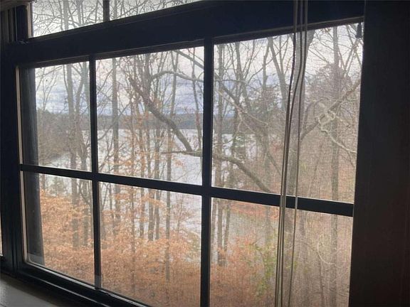 4th image of 2510 Hidden Cove Ct