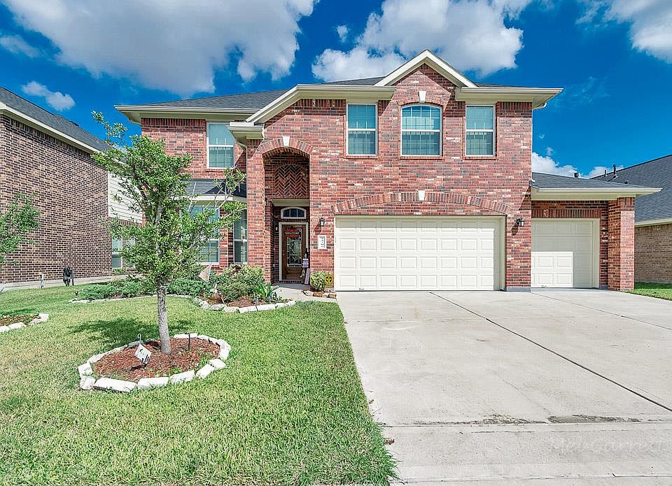 1st image of 24706 Malca Manor Dr