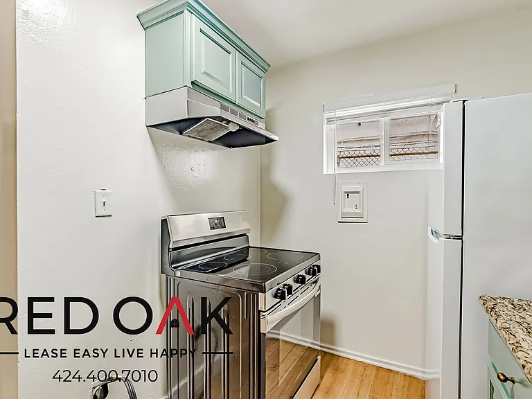 2666 Ellendale Pl #102 — Photo 8