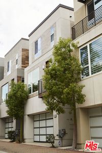 2773 N Wright Ln, Los Angeles, CA, 90068