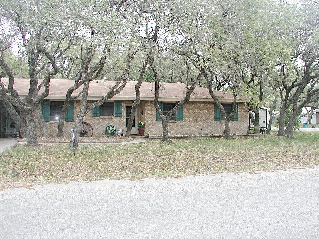 1st image of 100 Griffith Dr