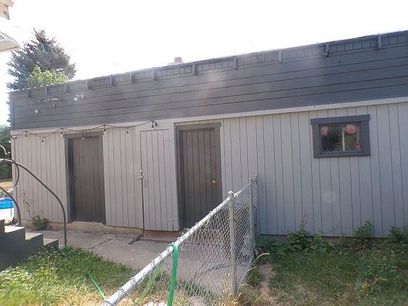 5th image of 115 W King Ave