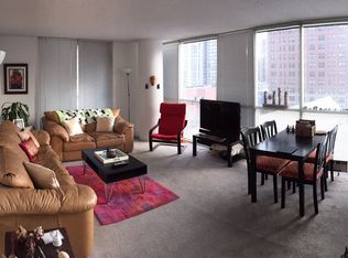 200 N Dearborn St #460, Chicago, IL 60601