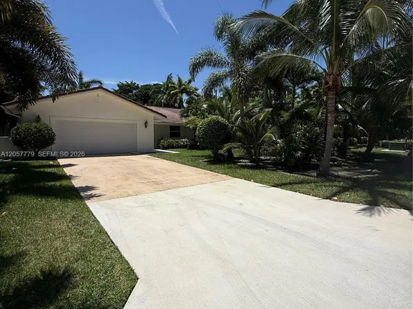 731 NW 4th Ct, Boca Raton, FL 33432