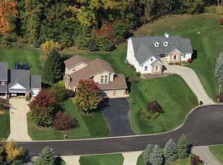 7349 Cuesta Way Dr NE, Rockford, MI 49341