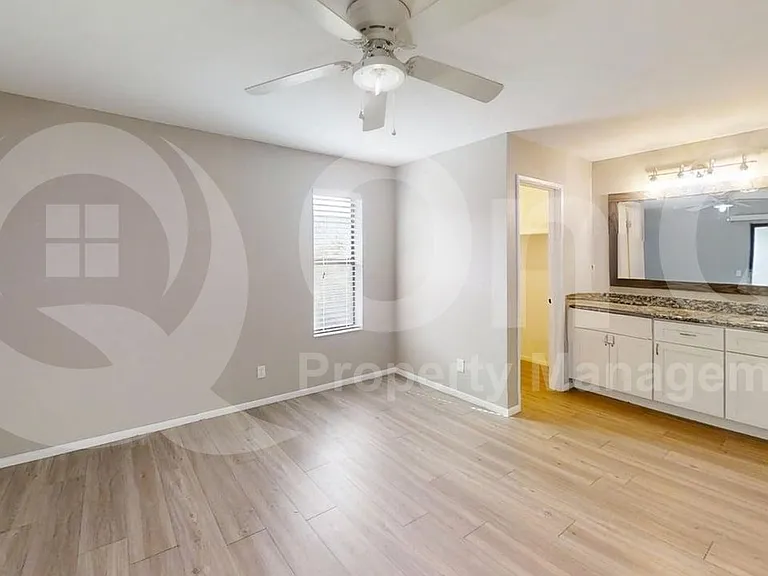 850 S River Dr #2085 — Photo 7
