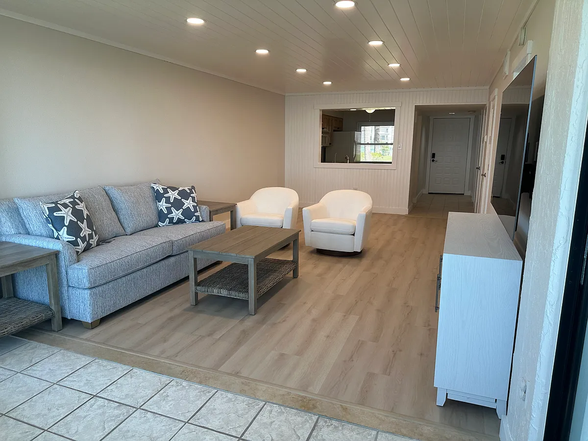 Building Photo - 1814 Mariner Dr #159