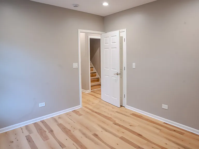 523 S Monterey Ave — Photo 19
