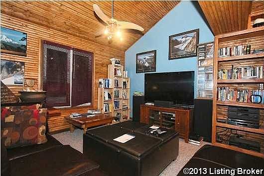 2nd image of 709 Kentucky Ave
