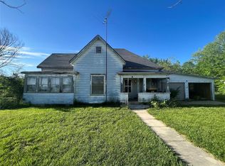 101 E Pine St, Phillipsburg, MO 65722