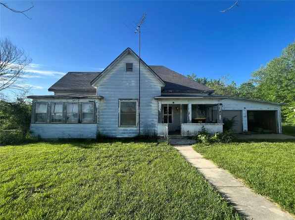 101 E Pine St, Phillipsburg, MO 65722