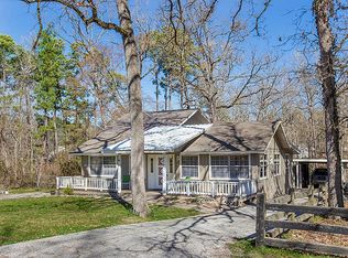 204 Inlet Dr, Livingston, TX 77351