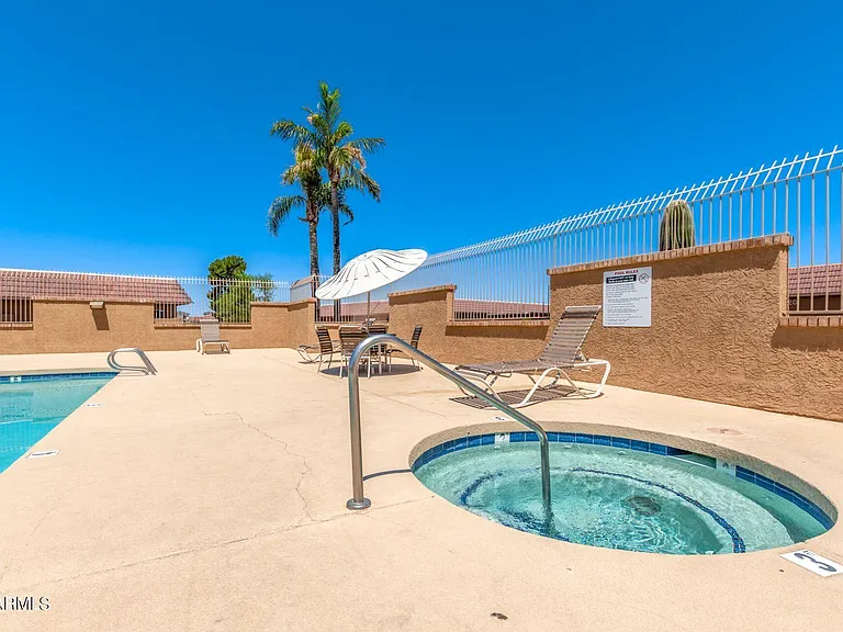 502 W Tonopah Dr #2 — Photo 20