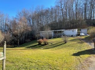 241 Hughes Holw, Clintwood, VA 24228