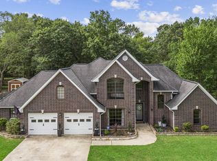 223 Oetken W, Anahuac, TX 77514