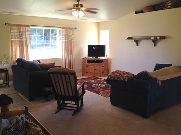 3rd image of 130 Harbor View Dr