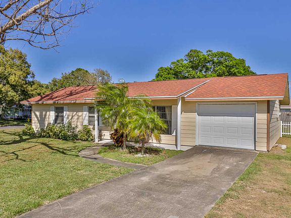 5th image of 5807 Villas Ln