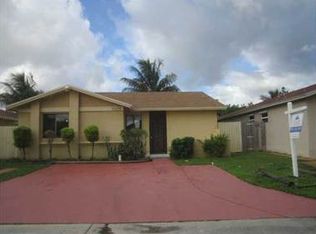 19456 NW 51st Pl, Miami Gardens, FL 33055