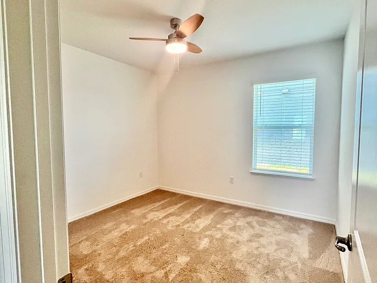 4323 Sagefield Dr — Photo 11
