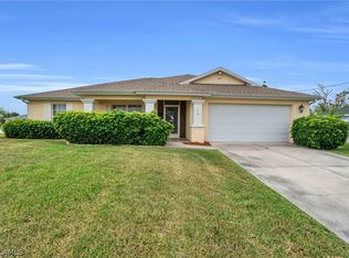 14 NW 28th Ter, Cape Coral, FL 33993