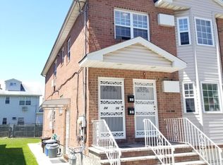 34-06 148th St #2F, Flushing, NY 11354