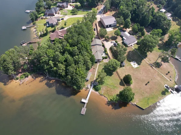 51 Jennings Point, Prosperity, SC 29127